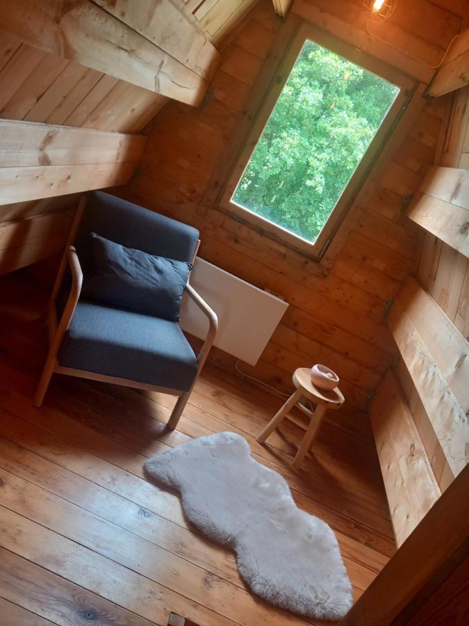 Le Studio Du Pressoir Gisay 外观 照片